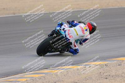 media/Dec-17-2022-SoCal Trackdays (Sat) [[224abd9271]]/Turn 10 Backside (120pm)/